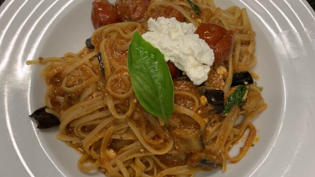 Linguine Norma - Da Mimmo, Paris