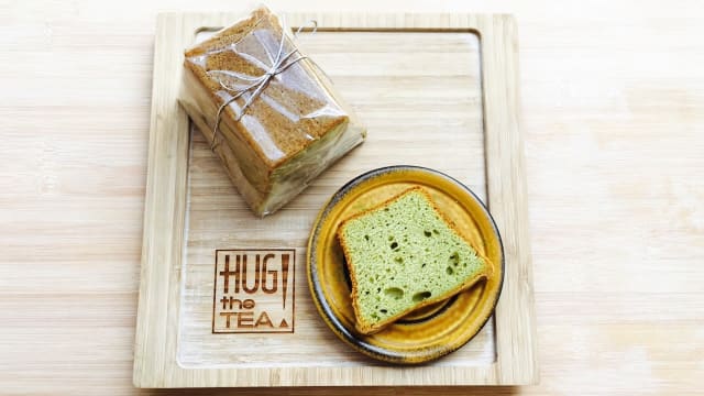 Slice of matcha cake - Hug the Tea