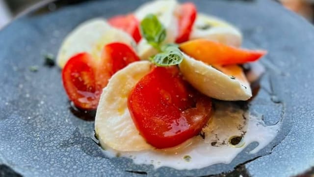 Caprese di bufala - Ristorante Oltrarno, Florence