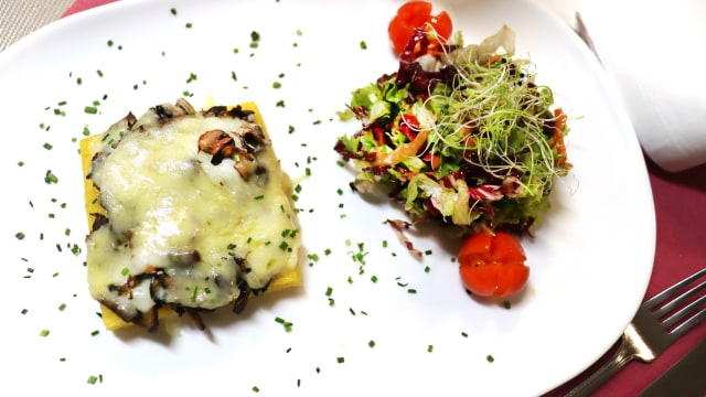 Crostini de polenta aux champignons gratinés - La Terrasse