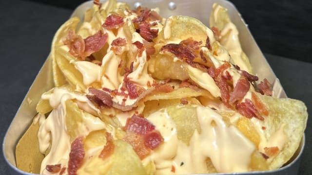 Chips cheddar & bacon - Hamburginerie