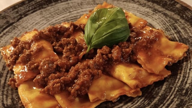 Tortelli mugellani al ragù - Antica Torre, Carmignano