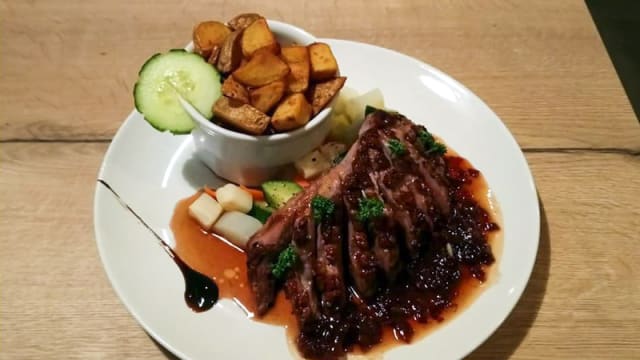 magret de canard rôtie au miel - L'Espadrille, Le Touquet-Paris-Plage