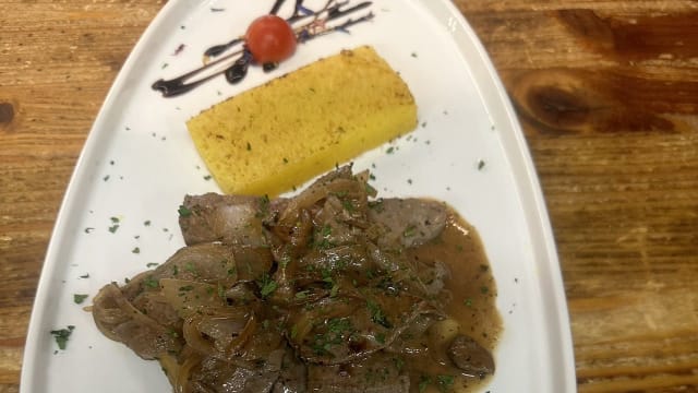 Venetian-style calf liver with polenta - Osteria Alla Bandiera