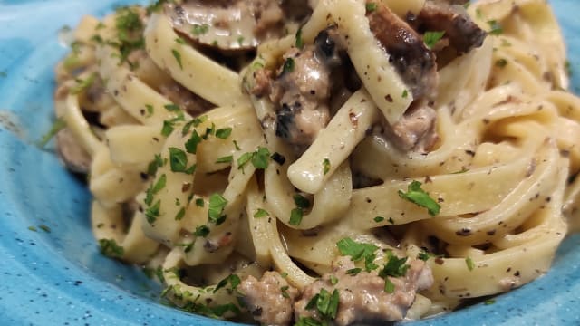 Fettuccine alla Norcina - Ristorante La Contrada - Cerveteri