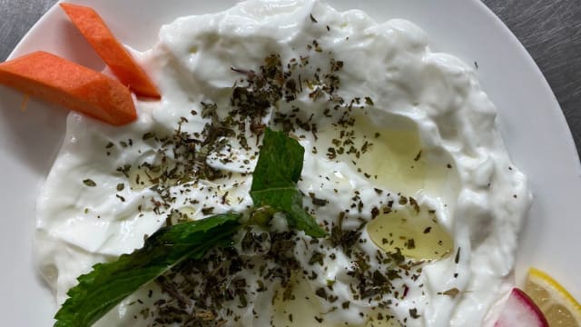 Labneh - Noya, Zandvoort