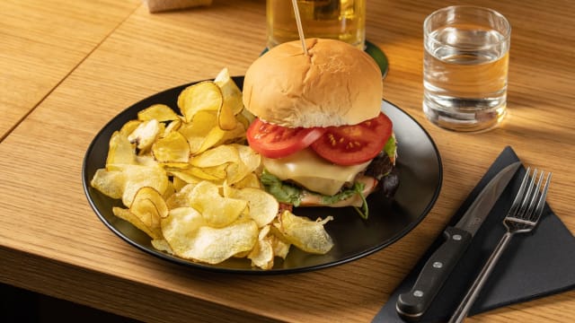 Cheeseburger - White Stone, Cagliari