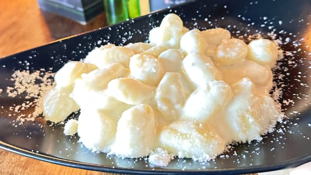 Gnocchi quattro formaggi  - Al solito posto