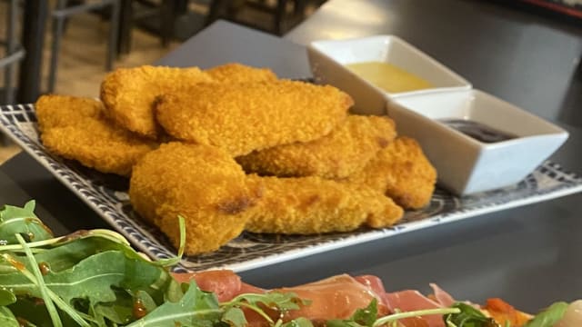 Tiras de Pollo de Corral Rebozado en Corn Flakes - El Ponientazo