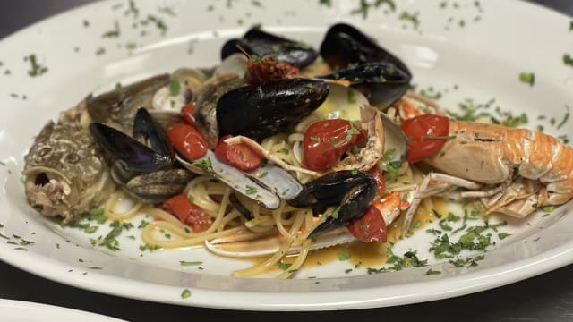 spaghetti allo scoglio - La Soddisfazione