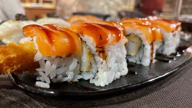 Ebi Salmon - Fuji Sushi Bar, Corbera De Llobregat