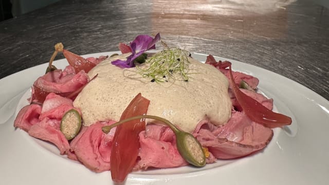 Vitello tonnato - Le Cadre Royal