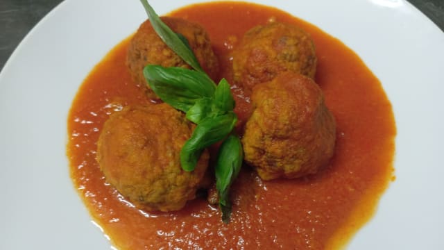 Polpette al sugo - La cucina di Serena