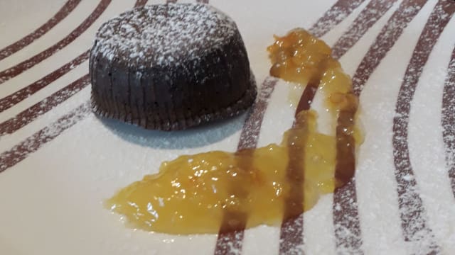 soufflè al cioccolato con marmellata di arance - Il Fiore, Desenzano Del Garda