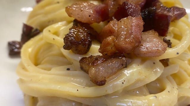 Spaghetti alla Carbonara - B - eat Cucina Tipica, Fondi