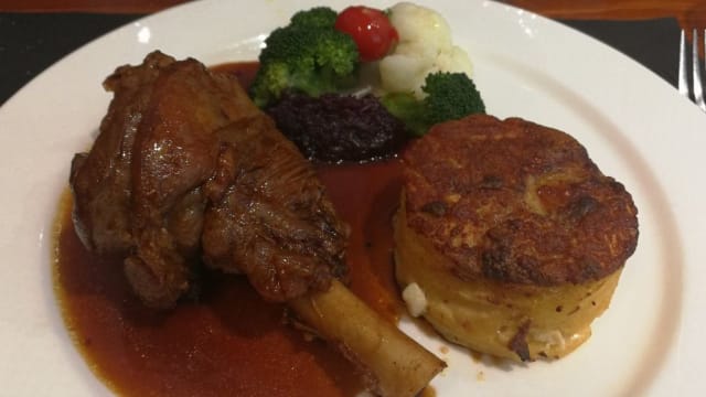 Souris d'agneau et son gratin de pommes de terre - Bourg Ville, Martigny