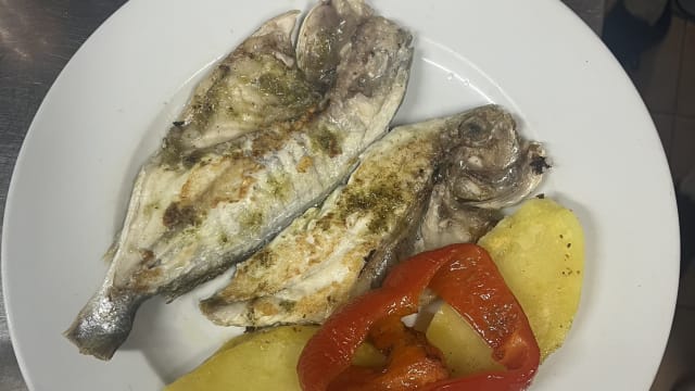 Dorada a la plancha - Albita Restaurante, Leganés