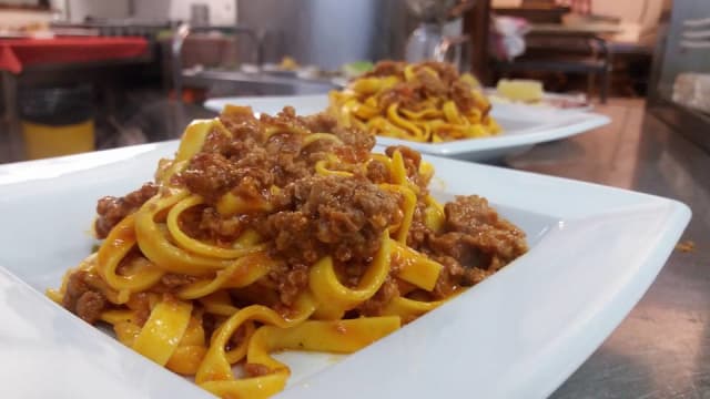 Tagliatelle al ragù - Trattoria Siro, Bologna