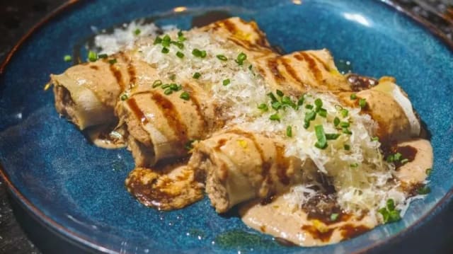 Canelones de rustido - Típico Taberna Moderna, Barcelona