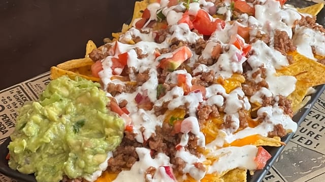 Nachos Astrales - Astros Resto Bar, Madrid