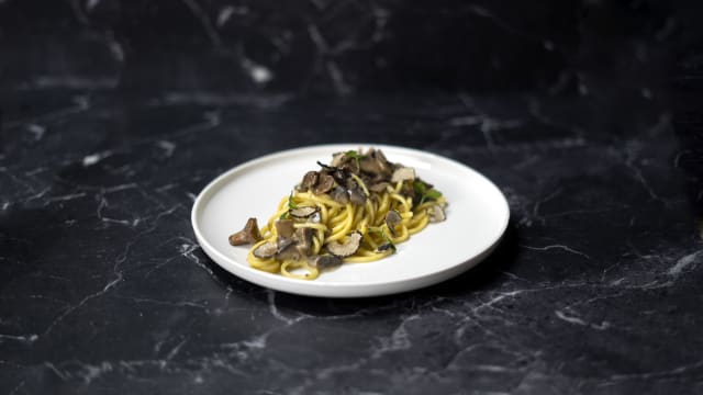 Tagliolini al tartufo - Restaurant ORIGINI, Paris