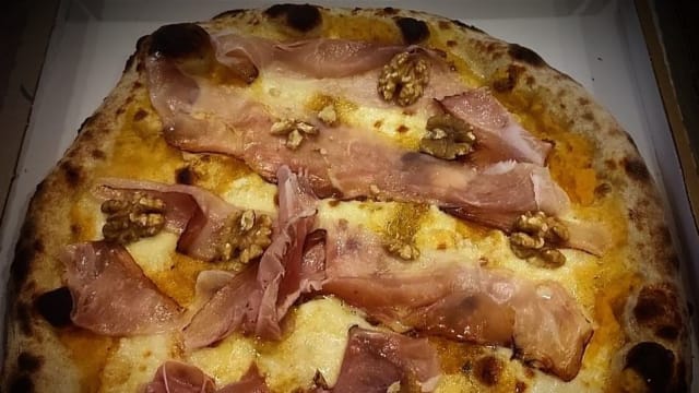 Zucca - Bottega della Pizza, Acireale