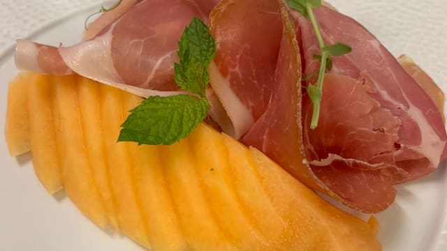 prosciutto di parma  con melone - Andreas Restaurant, Taormina