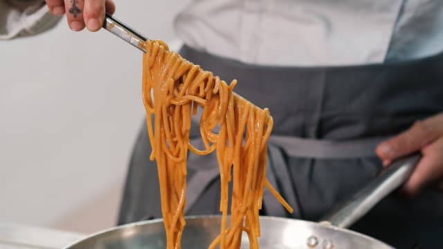 Calamaro ripieno, piselli, burrata e crumble di pane al pomodoro  - Puccini20