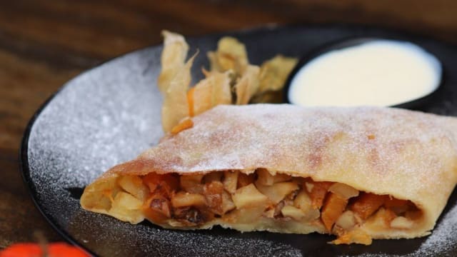 Strudel with apple,  walnuts  & raisins - Sonya 