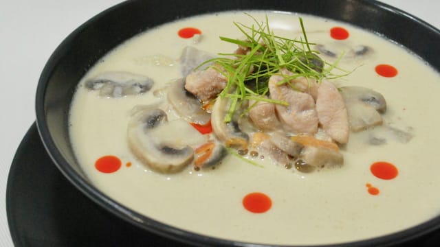 Tom Kha, Sopa de Coco - Bangkok Kitchen