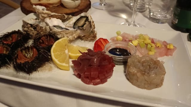 Crudo di mare a seconda del mercato - Vicolo del Gusto, Reggio Emilia