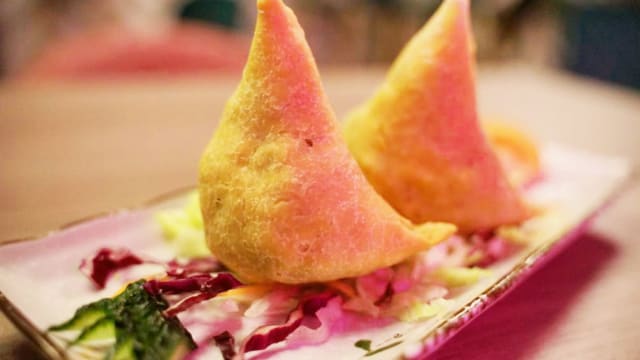 VEGETABLE SAMOSA - Agra Mahal - Restaurante Indio, Torrelodones