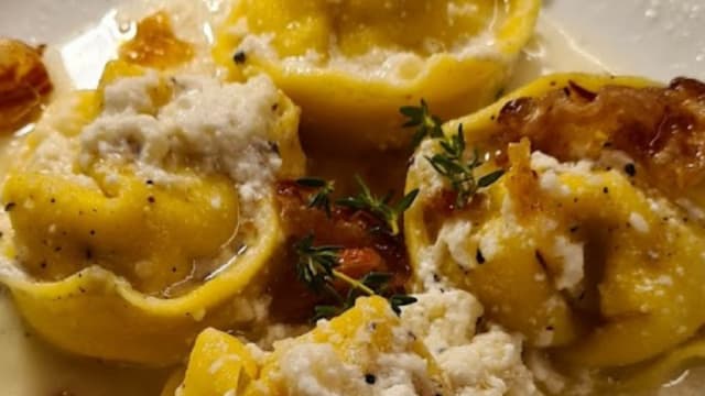 Tortelloni cacio e pepe con guanciale croccante - Hortus Natural Living