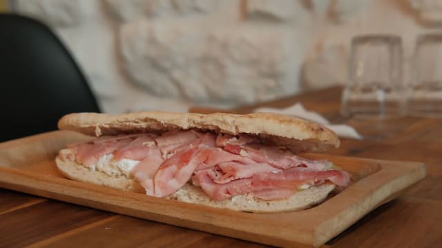 Panini / Sandwiches - Il Boccone, Paris