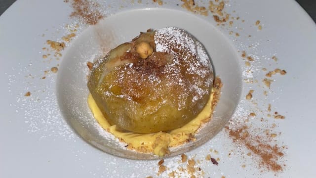 Mela al forno, nocciole, uvetta e miele d’arancio - Trattoria Gianna by Bambi la mia cucina, Genoa