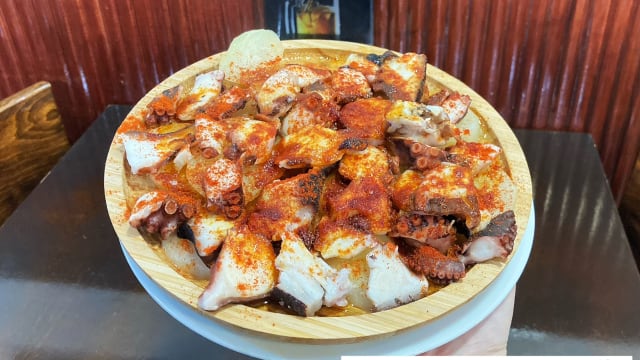 Pulpo a la gallega - Ben Bo, Castelldefels