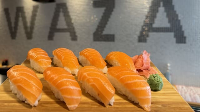 Sushi saumon  - Waza Sushi, Paris