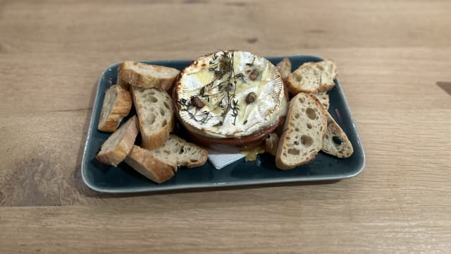 Camembert Rôti - Socoa, Paris