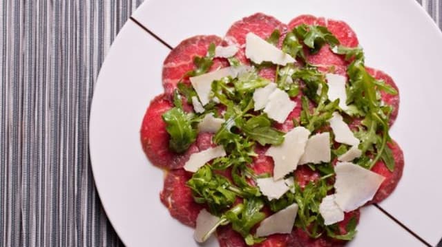 Carpaccio di Black Angus con Rucola - La Serenissima, Venice