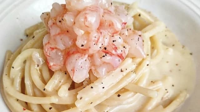 Pici cacio e pepe con tartara di gambero - Ristorante il Punto di Simone