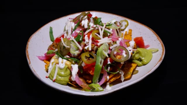 Chicken nachos - Streats