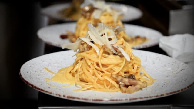 Spaghetti carbonara - Colisée 56 - Bistrot Chic, Paris