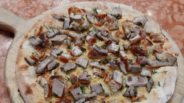 pizza PORCHETTA  - La Peará