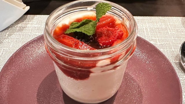 Greek yogourt, fruits rouges - Doda