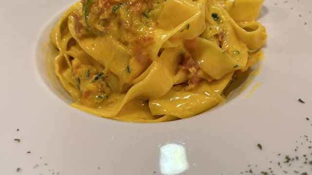 Pasta Fresca Di Grano Duro Con Carbonara Di Carciofi - L'Ostu