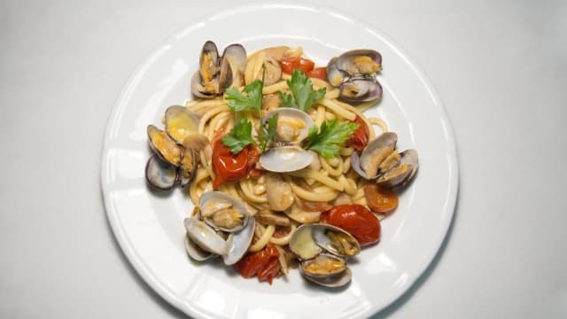 Scialatielli Vongole e Porcini - Osteria Jan