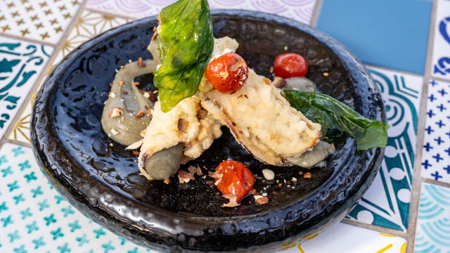 Cannolo croccante di melanzana - Terrazza Moro, Taormina