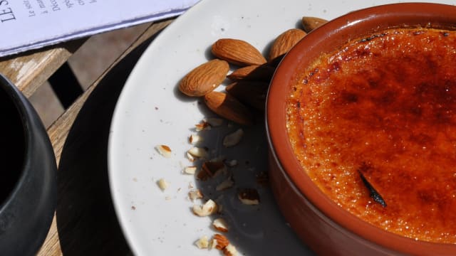 Crème brûlée au praliné maison - La Belle Équipe