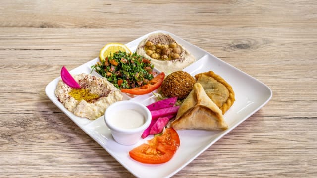 Assiette végétarien  - Le Comptoir du Liban, Alfortville