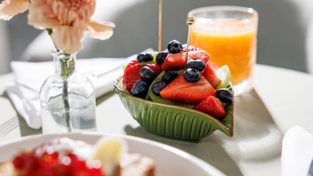 Delicious fresh fruits salad - Aurora Bistro e Bar, Rome